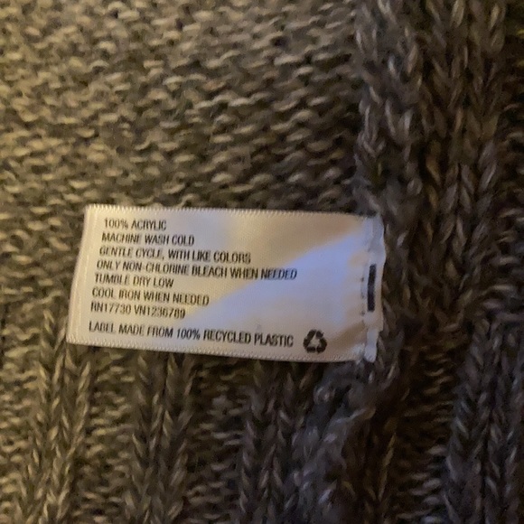 Gray Xhilaration Sweater - Picture 6 of 6